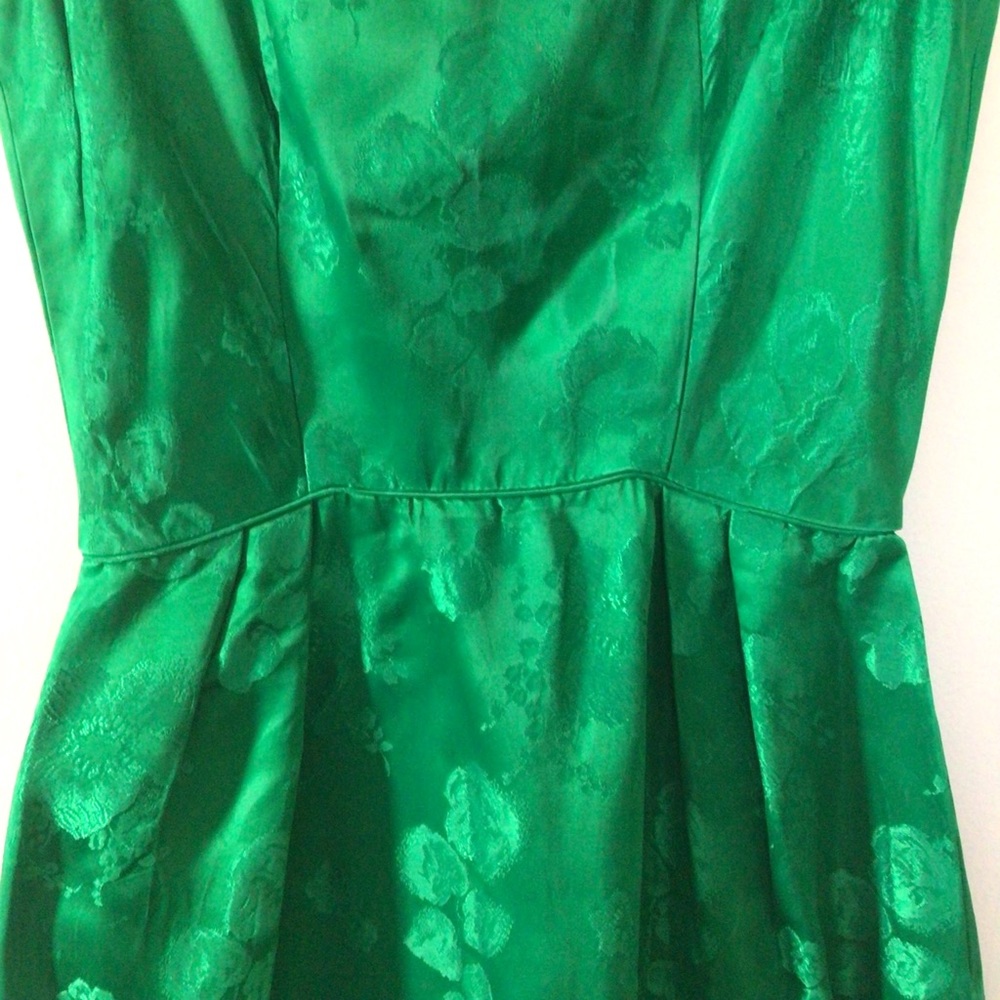 Vintage Kelly Green Silk Jacquard Dress☘️ - Picture 9 of 12